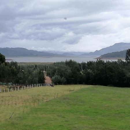 Cabanas El Mirador Del Tomine Гуатавита Екстериор снимка